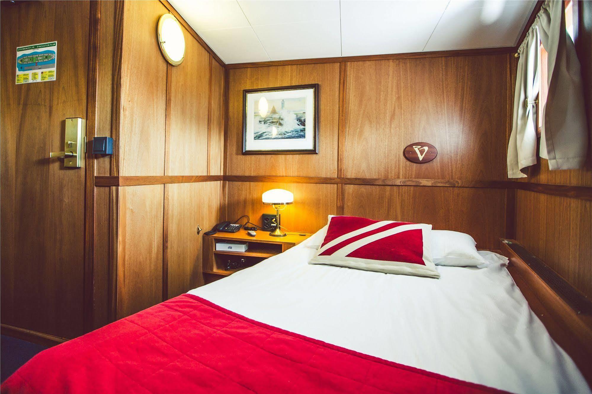 Båthotell Barken Viking 3*